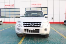 MITSUBISHI PAJERO 3.5L 2014,GCC[ loan only one year]