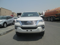 TOYOTA FOURTUNER 2.7L